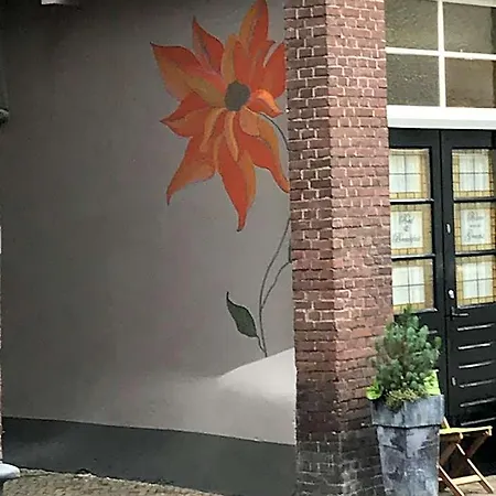 Bed & Breakfast Blom Aan De Gracht Dordrecht