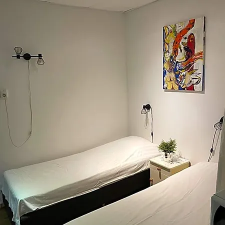 Bed & Breakfast Blom Aan De Gracht 4*