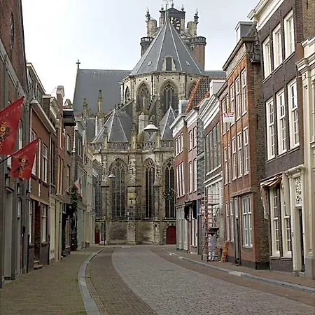 Bed & Breakfast Blom Aan De Gracht