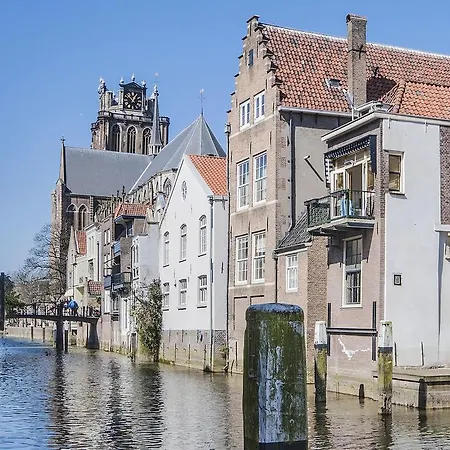 Blom Aan De Gracht Frühstückspension