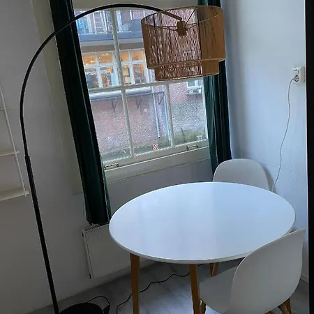 Blom Aan De Gracht Frühstückspension