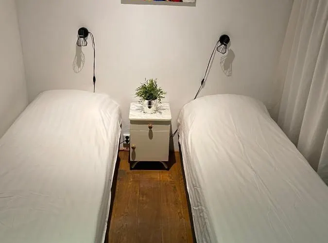 Blom Aan De Gracht 4* Дордрехт